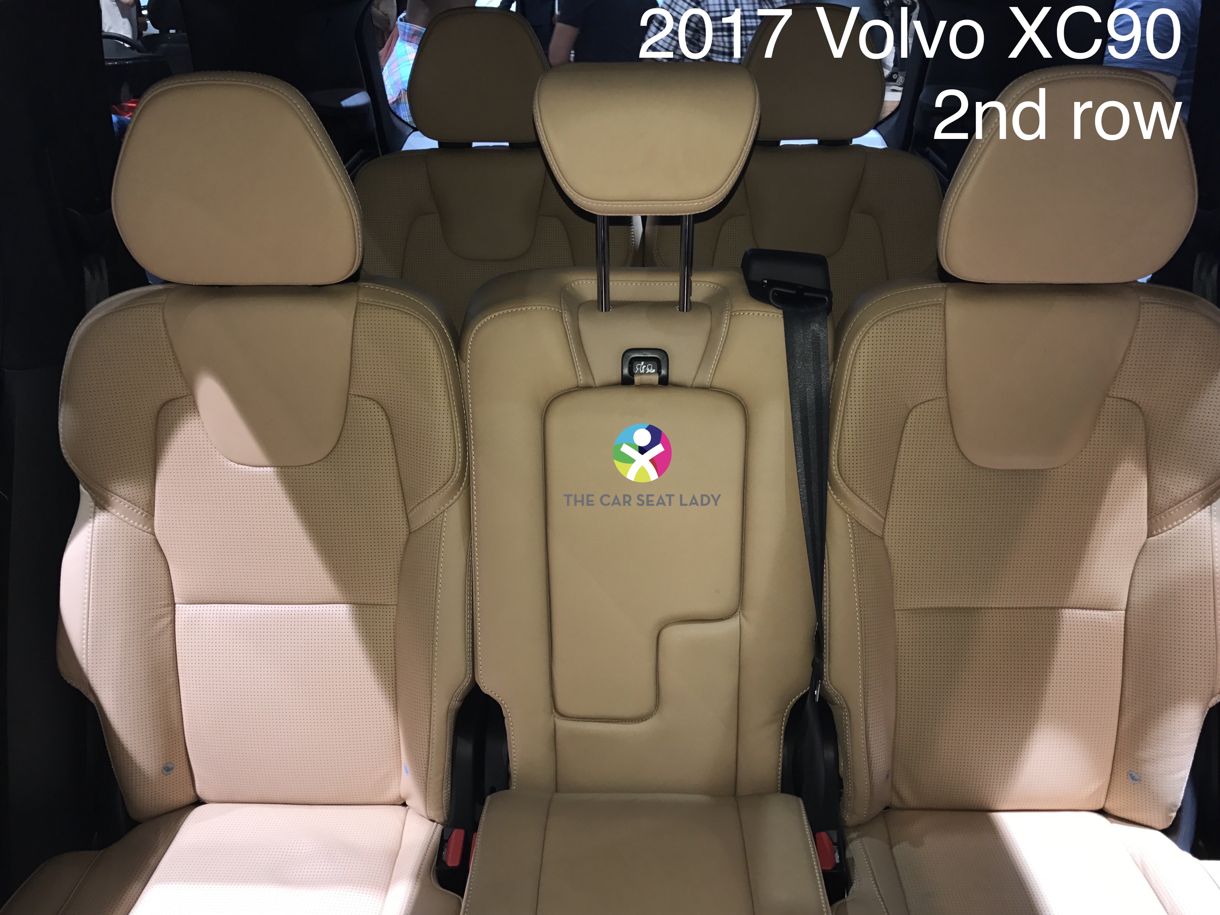 Volvo xc90 2025 isofix points