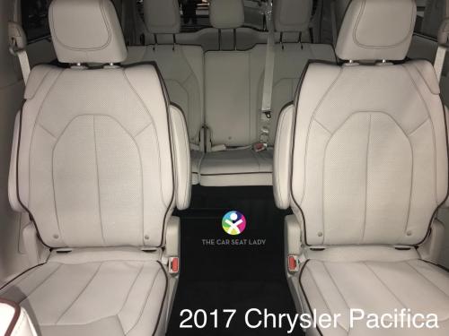 2017 Chrysler Pacifica 2nd row captains chairs
