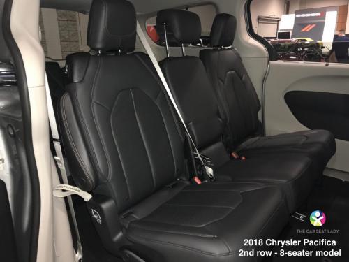 2018 Chrysler Pacifica 2nd row 8 seater model side