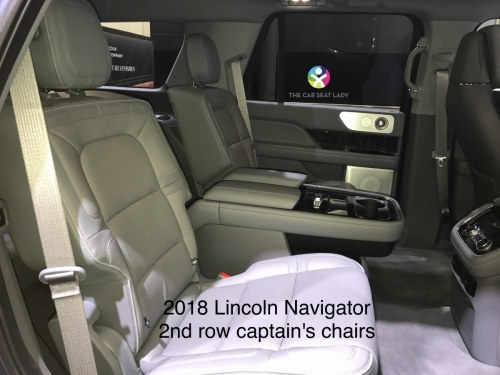2018 Lincoln navigator 2nd row captains chairs side
